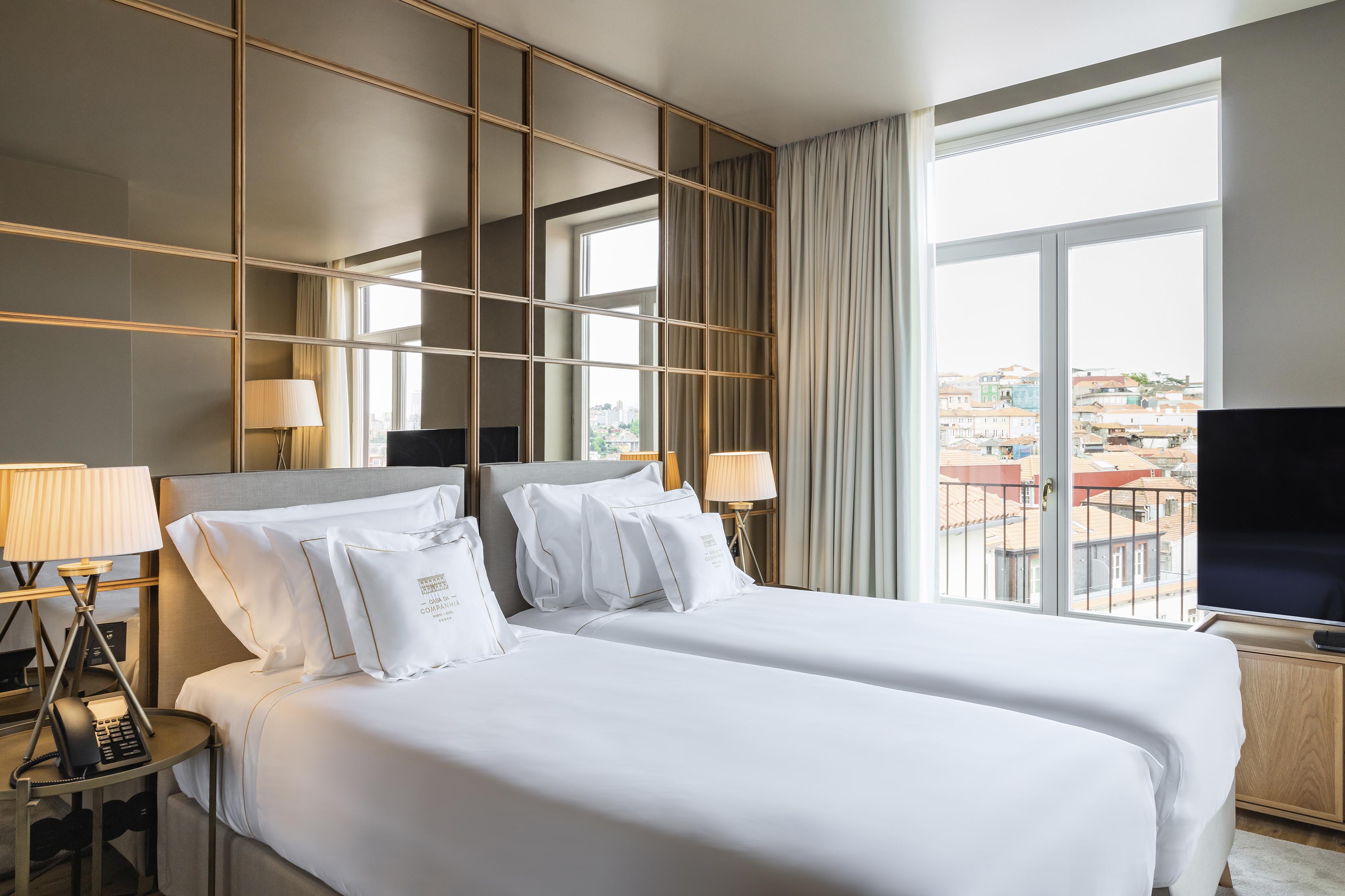 Casa Da Companhia, Vignette Collection By Ihg Hotel Porto Exterior photo Deluxe Room