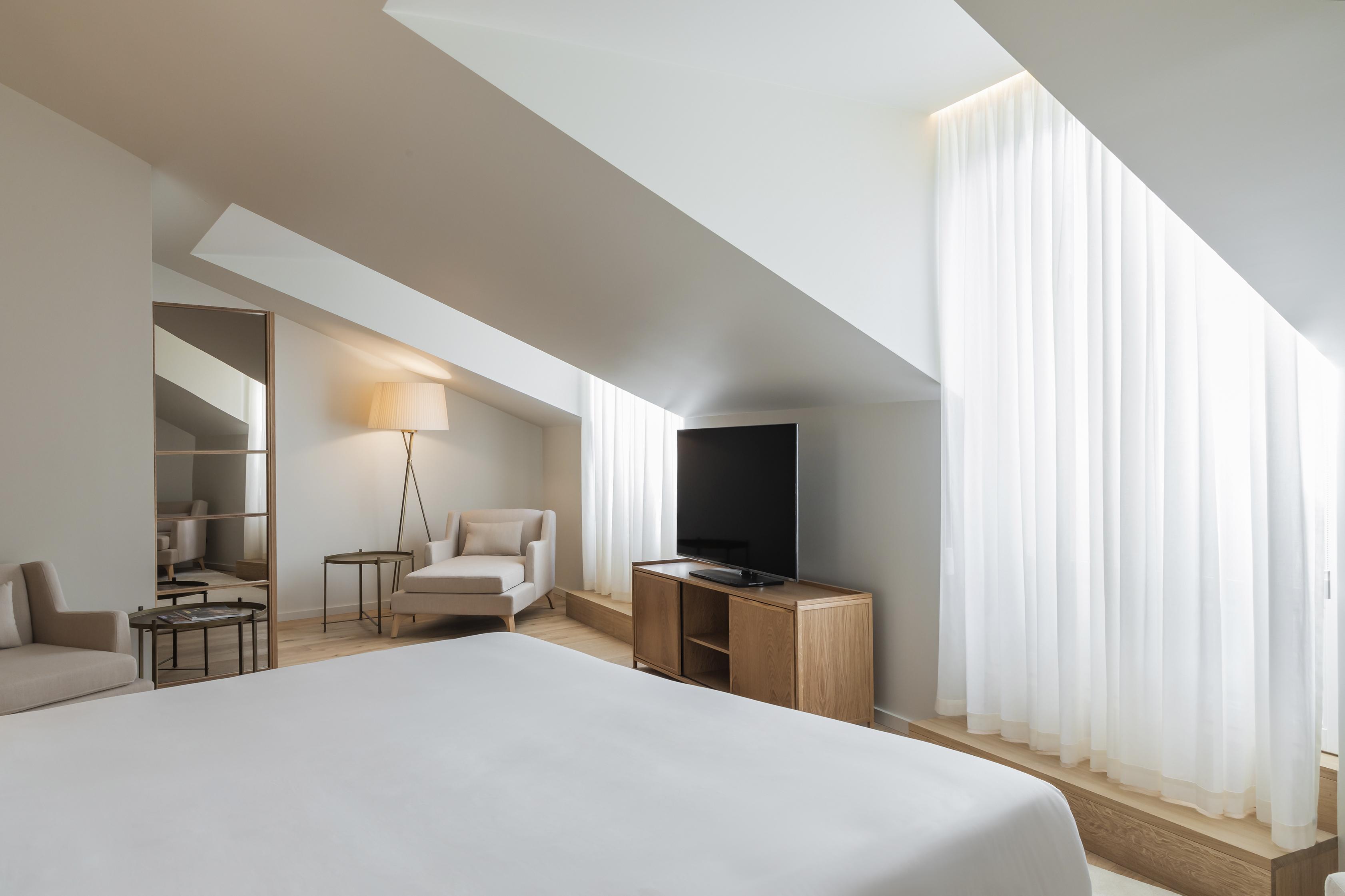 Casa Da Companhia, Vignette Collection By Ihg Hotel Porto Exterior photo A room at the hotel