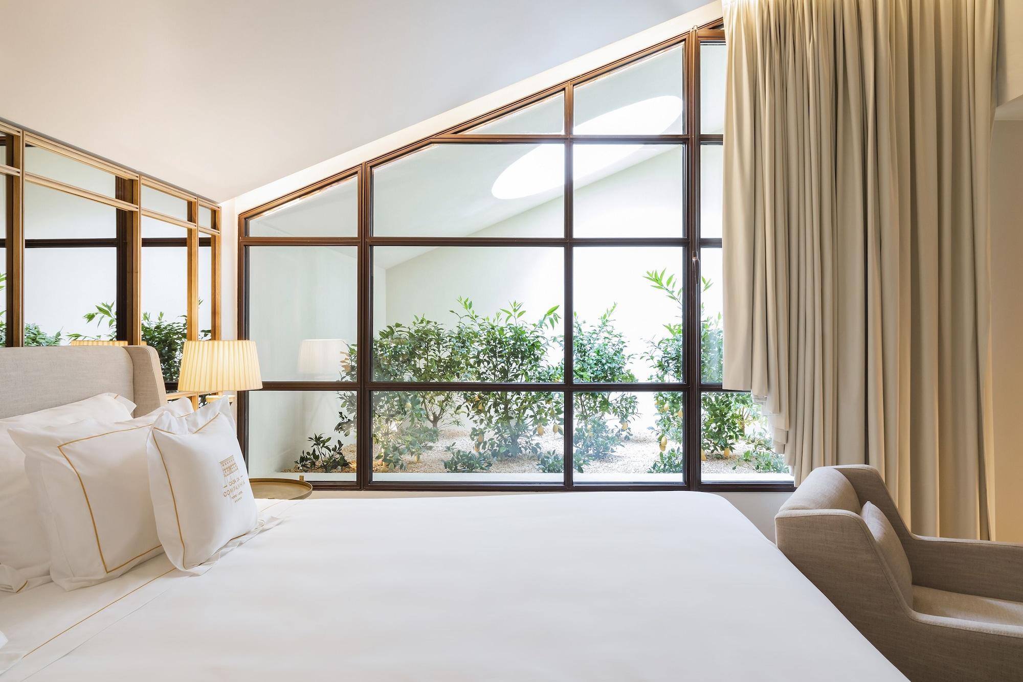 Casa Da Companhia, Vignette Collection By Ihg Hotel Porto Exterior photo A room at the hotel